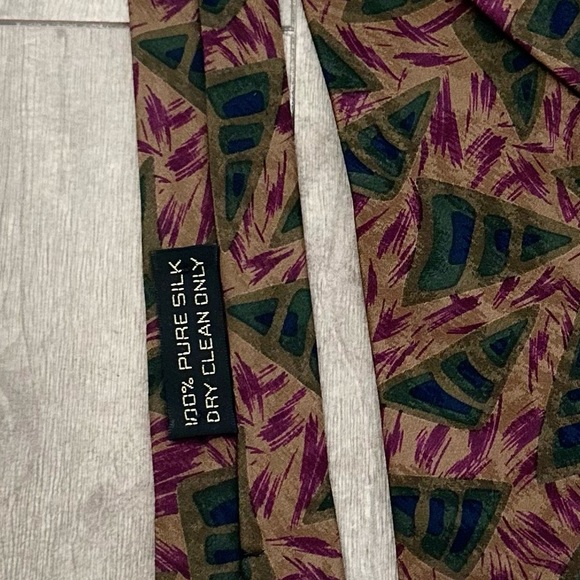 Vintage Giorgio Armani 100% Silk men’s tie - Picture 9 of 11